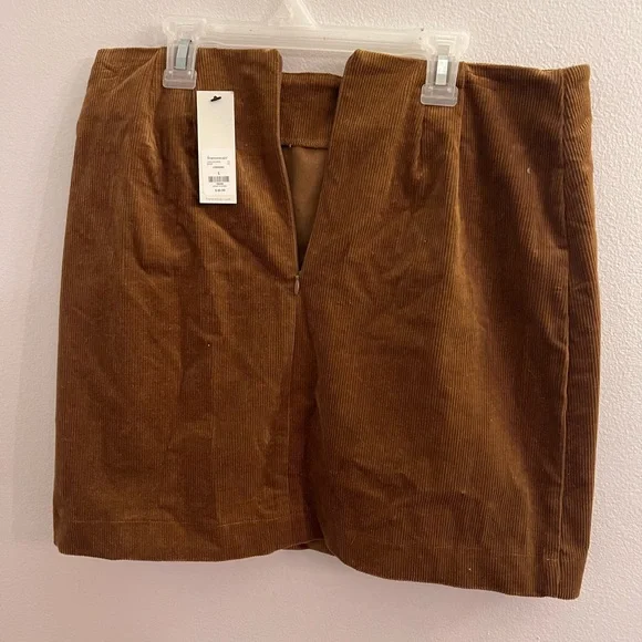 Franscesca’s Brown Skirt! NWT! Large! - Picture 2 of 5